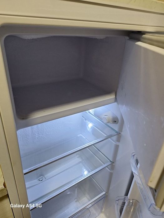 Срочно продам холодильник