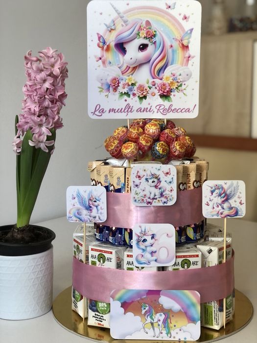 Tort din dulciuri ambalate, Unicorni, Mario, Bluey, Patrula