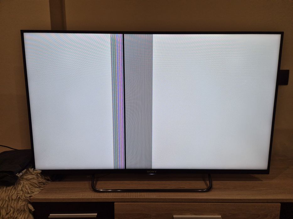 Телевизор Sony KDL-43W808C проблем с пикселите