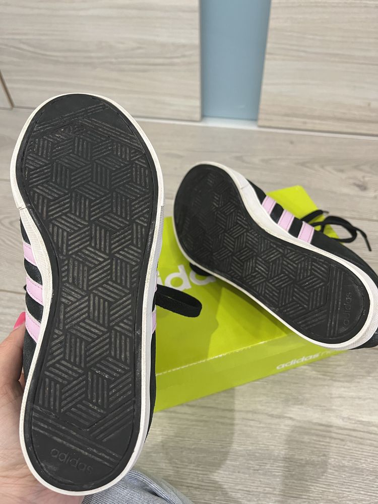 Дамски обувки Adidas neo