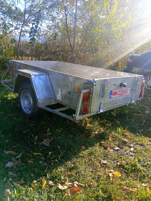 Vând remorca 1200 kg  aluminium cu acte