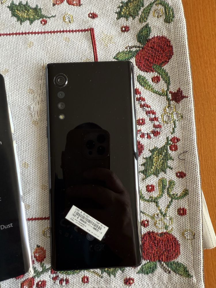 Продавам LG Velvet