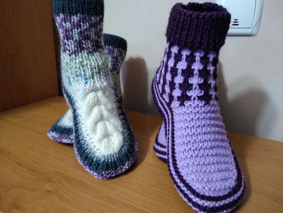 Топли удобни и практични безшевни ръчно изработени терлички