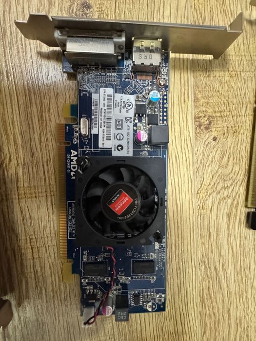 видеокарта Radeon HD7450 1gb