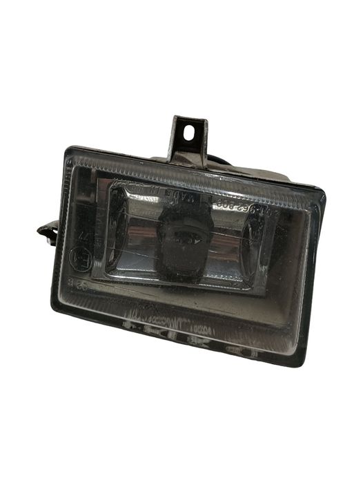 Proiector ceata stanga fata VOLKSWAGEN POLO 6N1 1994 - 1999