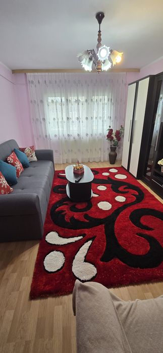 Închiriez apartament cu 2 camere Obcini