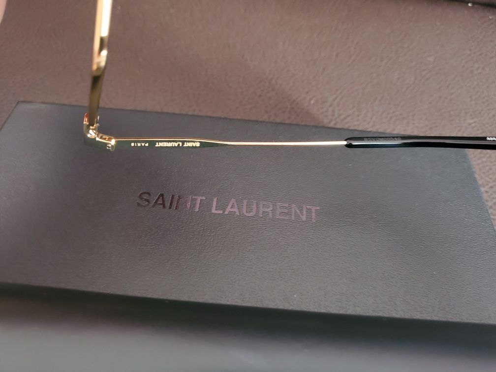 Слънчеви очила Saint Laurent