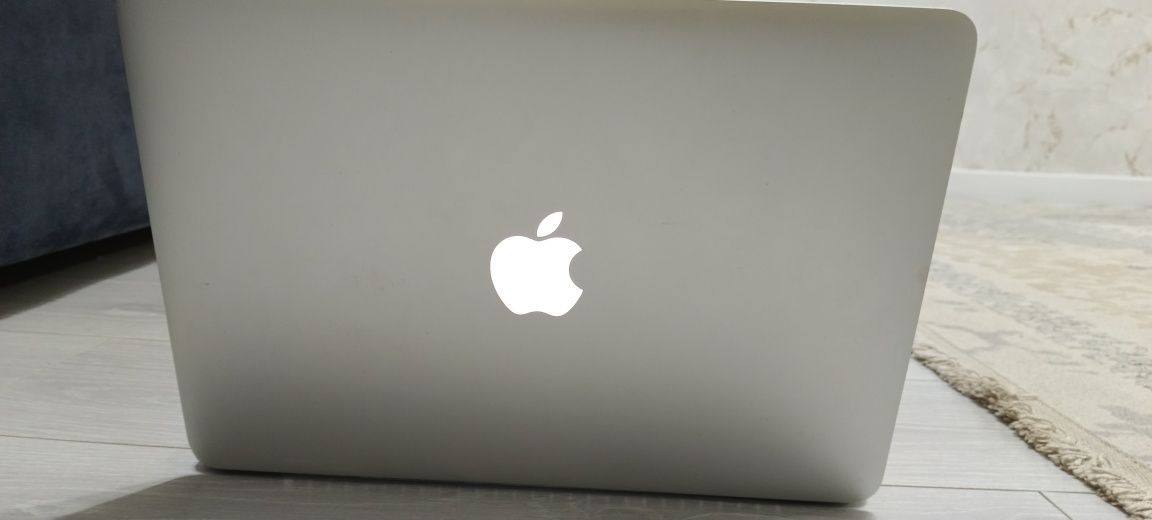 Apple MacBook Pro Air 13 Early 2015 MJVE2 128 gb