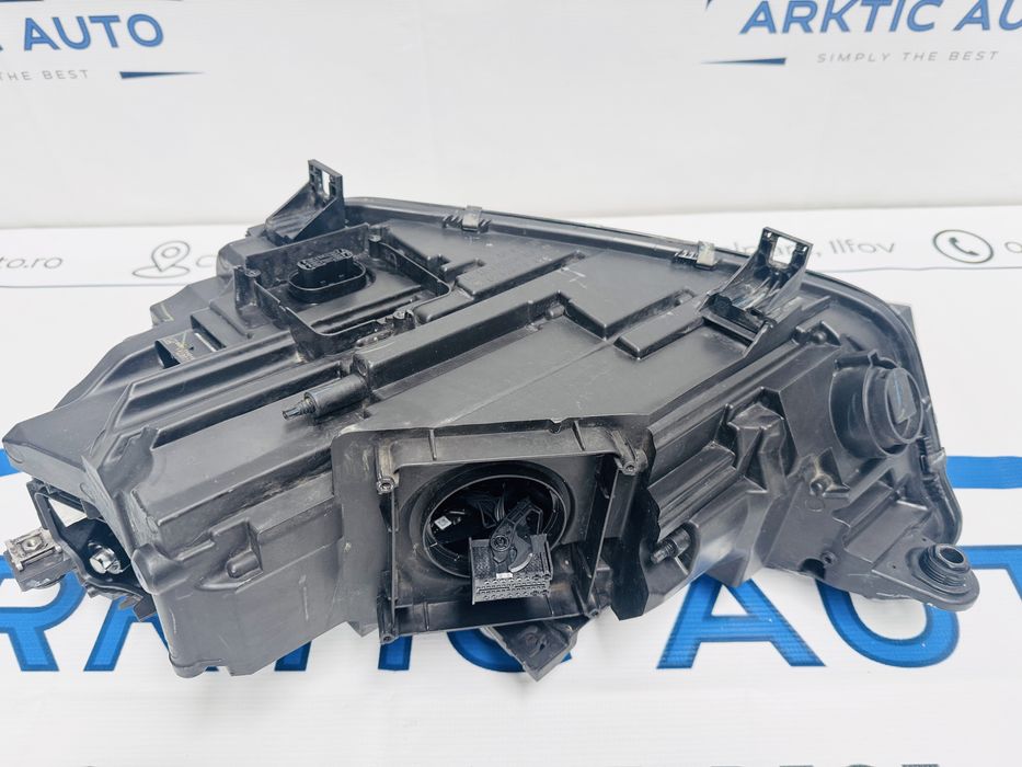 Far dreapta led Matrix Audi Q5 FY dupa 2016 cod 80A941034