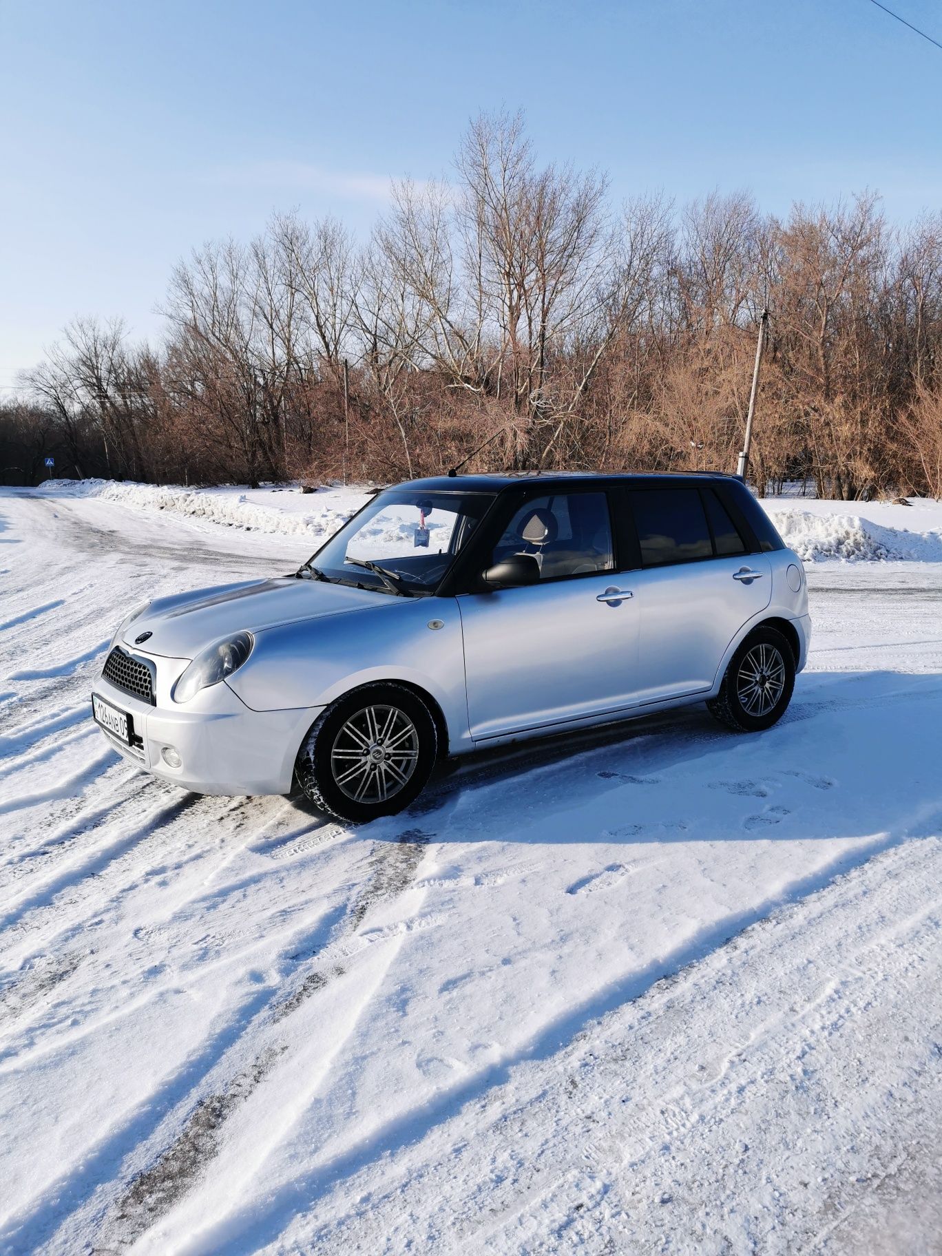 Продам автомобиль Lifan Smily (320)