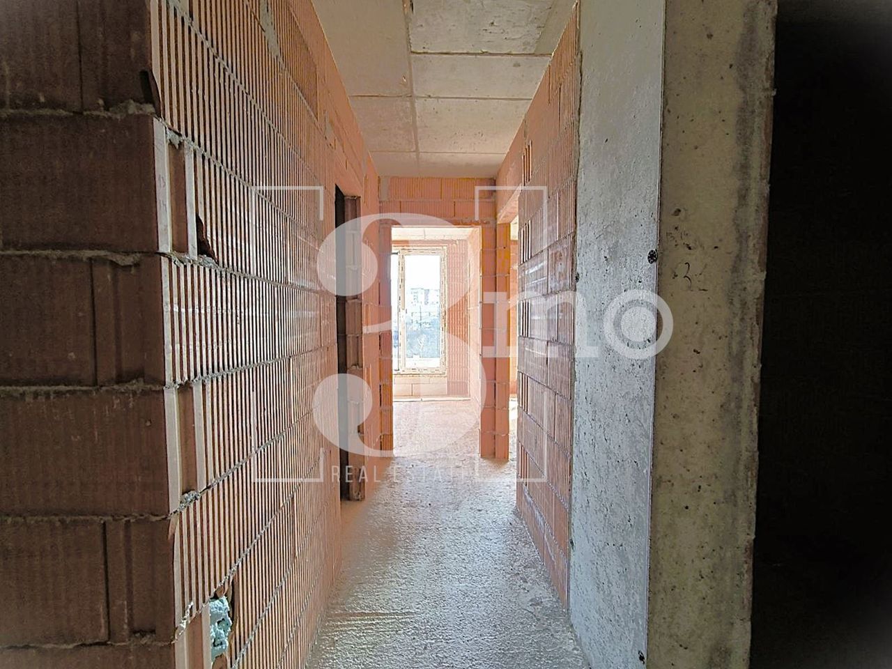 Продава се Тристаен апартамент в София, Люлин 5 - 125 кв.м за 1506 €/кв.м - Снимка #3