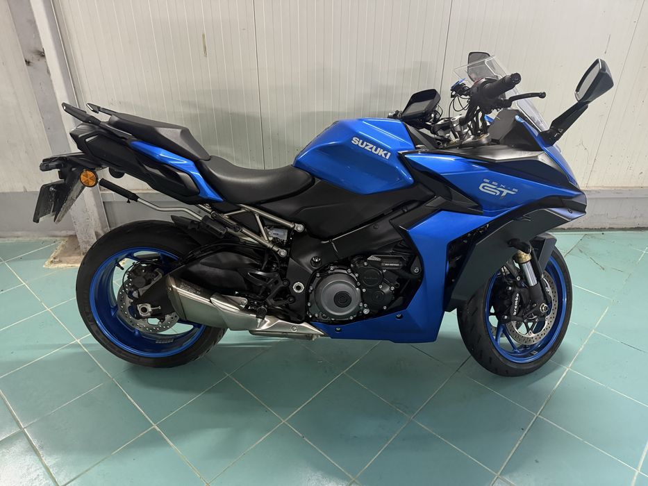 Suzuki Gsxs 1000 GT