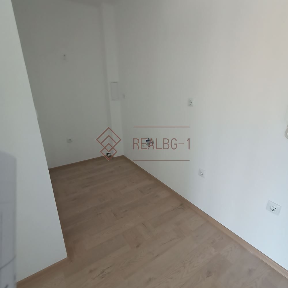 Продава се Тристаен апартамент в с. Кранево, Област Добрич - 72 кв.м за 1185 €/кв.м - Снимка #1