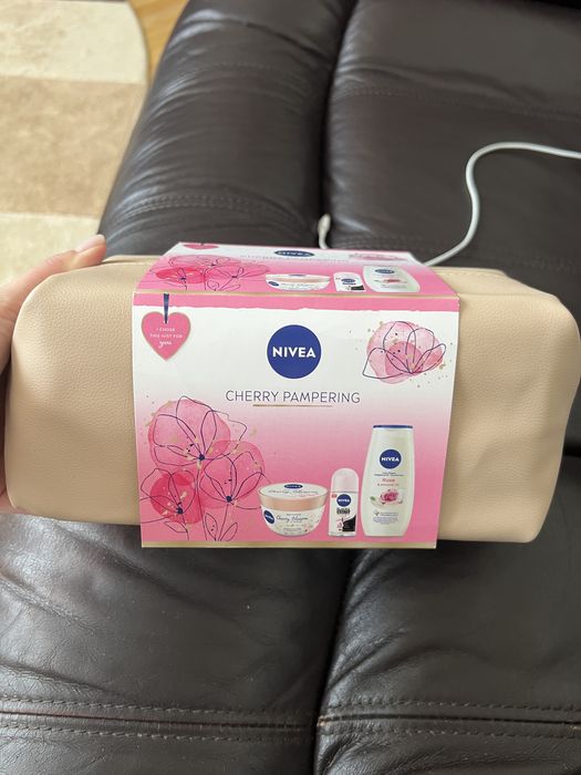 Set Nivea gel de dus, crema si deodorant-ideal cadou