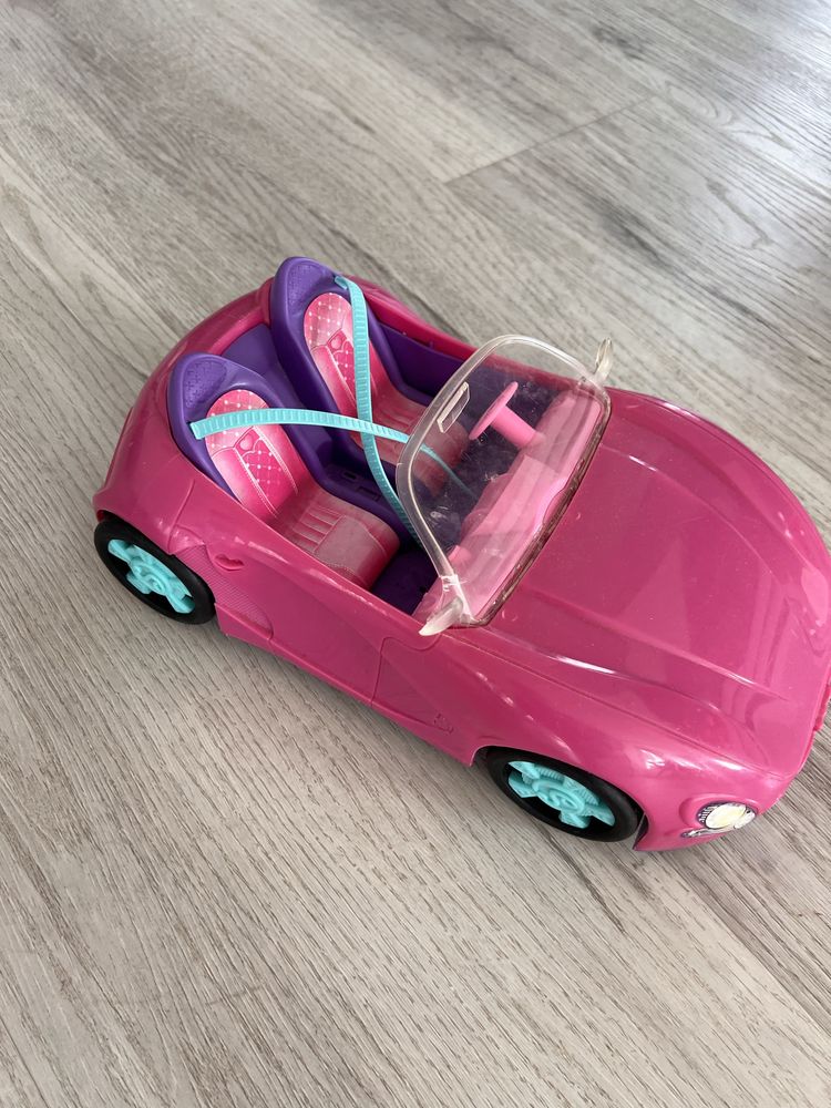 Papusi Barbie si accesorii