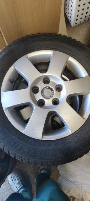 Джанти със зимни гуми за шкода