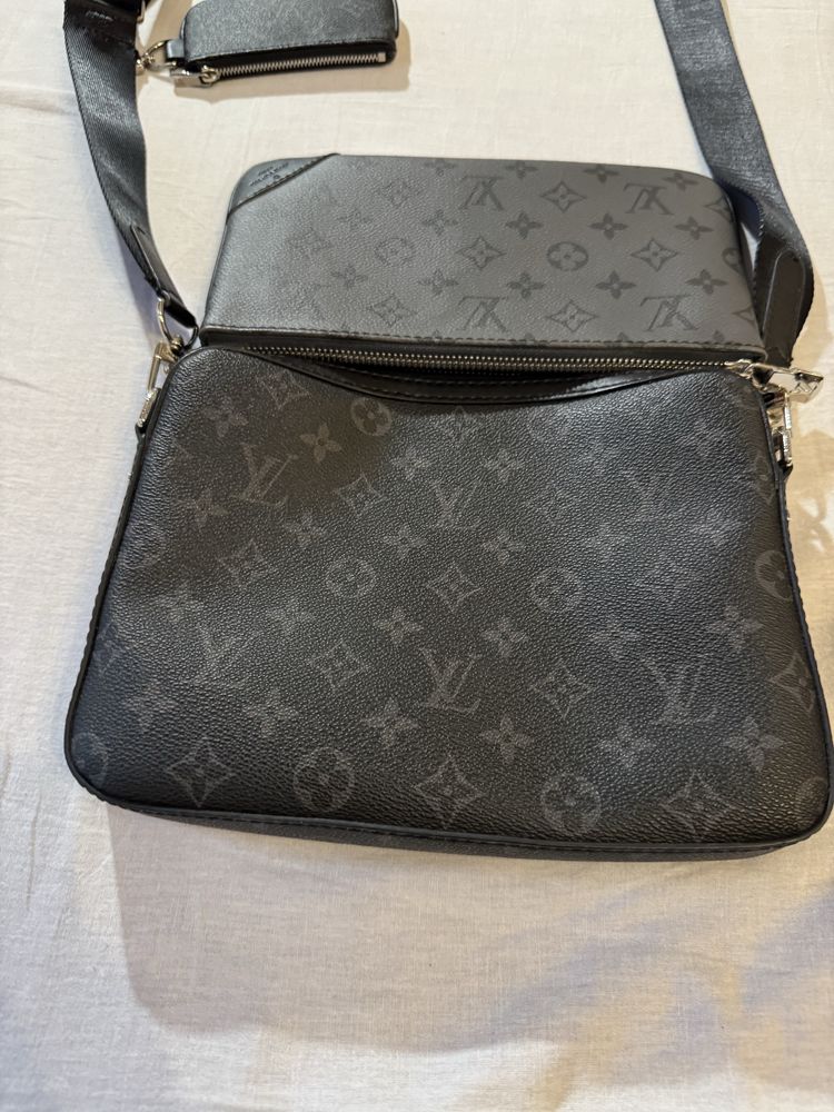 Geantă Louis Vuitton Monogram – originală, stare excelentă