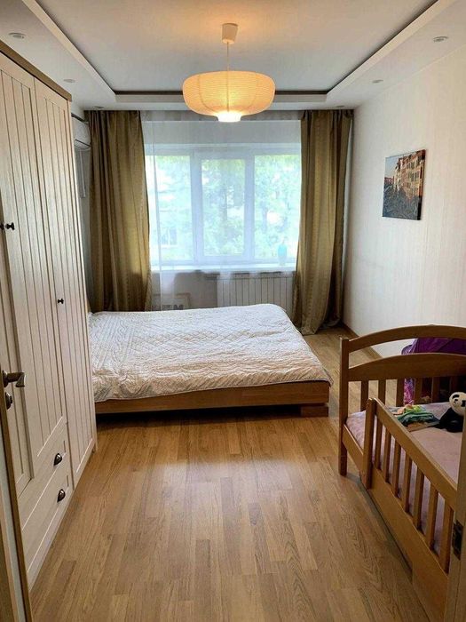 Дава се под наем Двустаен апартамент в София, Център - 65 кв.м за 433.5 € - Снимка #1