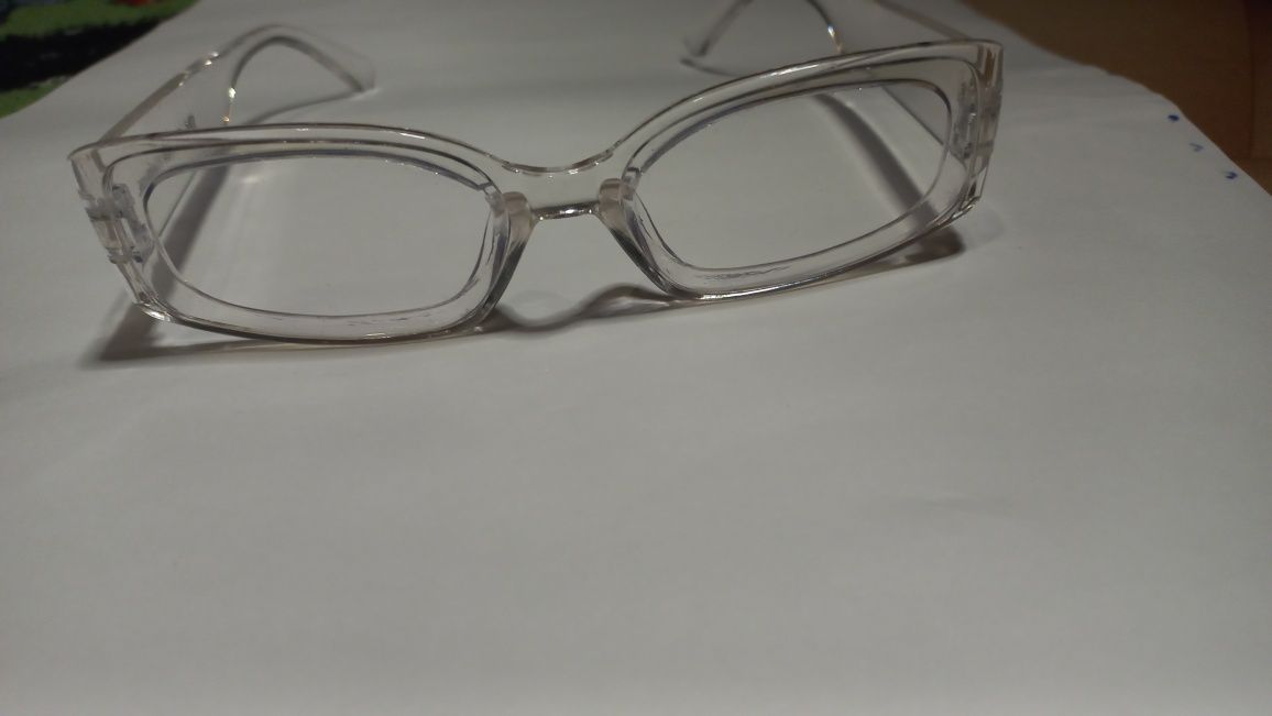 Прямоугольные очки