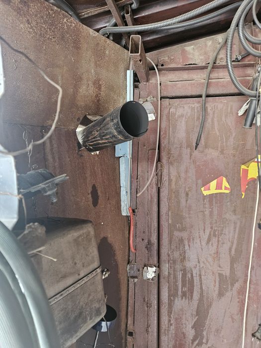 Sobă  ulei ars  model  deosebit sau pot vinde  numai arzatorul