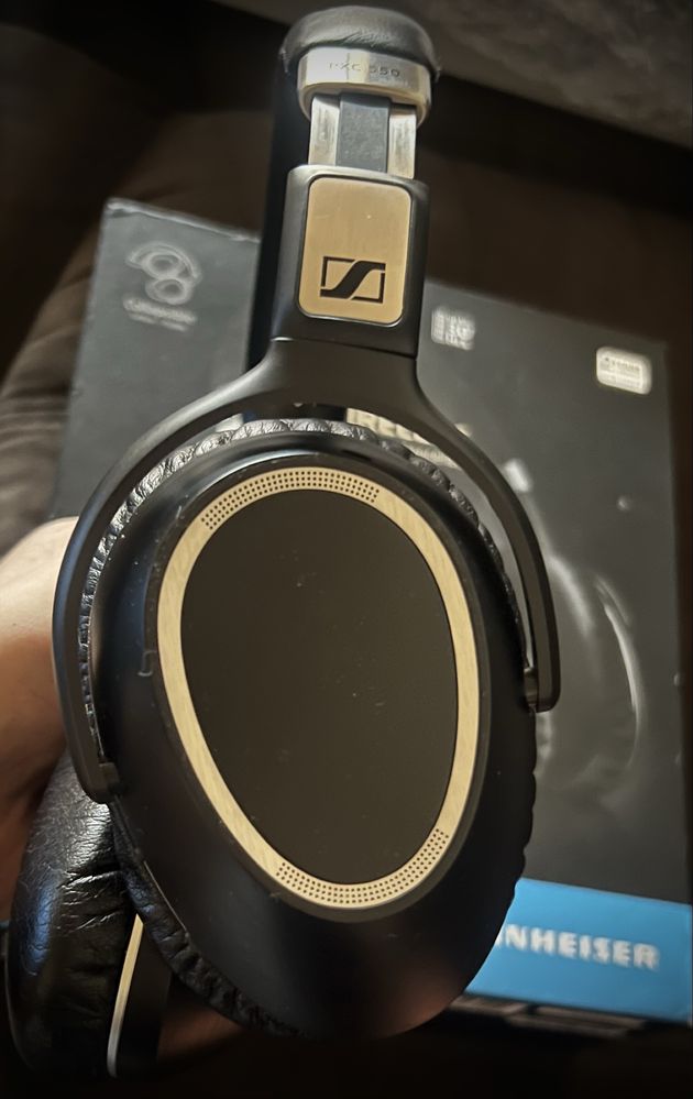 Sennheiser PXC 550 Bluetooth Слушалки