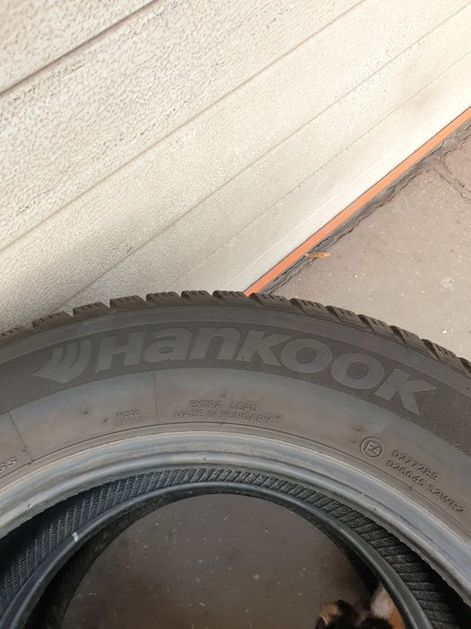 Зимни гуми 2 броя HANKOOK Winter Icept EVO2 215 60 R16 дот 2719