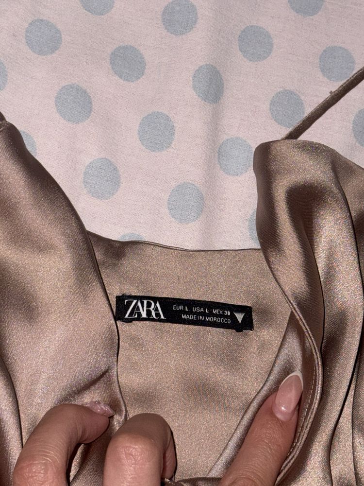 Сатенени потници от Zara и H&M