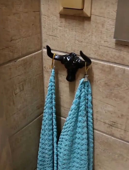 Масивна закачалка, бик– Чугун! 13см