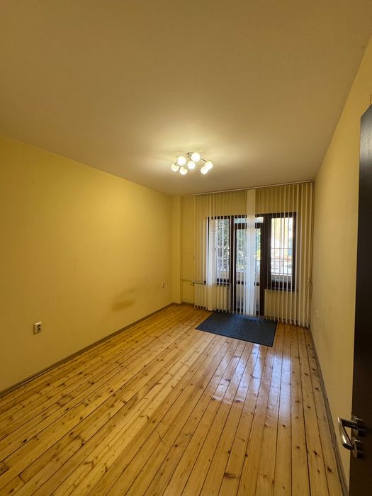 Продава се Четиристаен апартамент в София, Център - 120 кв.м за 4667 €/кв.м - Снимка #8