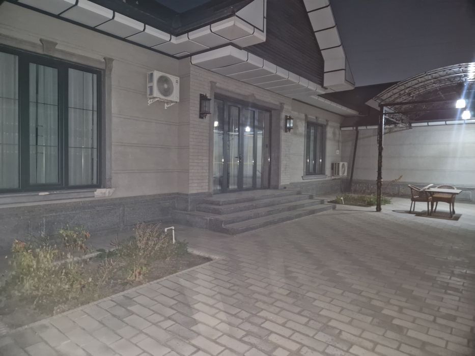 Ховли уй ижарага берилади!Ориентир Центир Стоматология, 3 хона. 150 кд