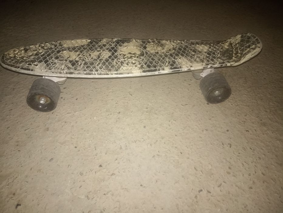 Продам пинеборд Продам пинеборд