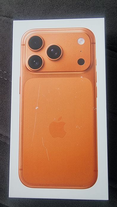 Продам IPhone 17 pro
