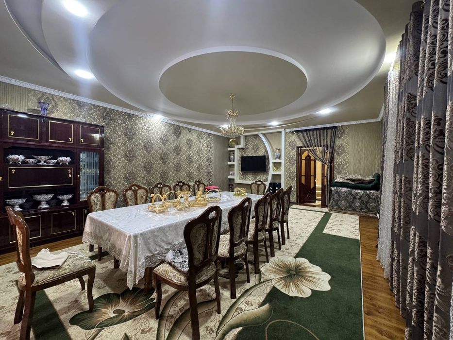 Дом в Бухаре 5соток,Адрес Отбозор,6комнат