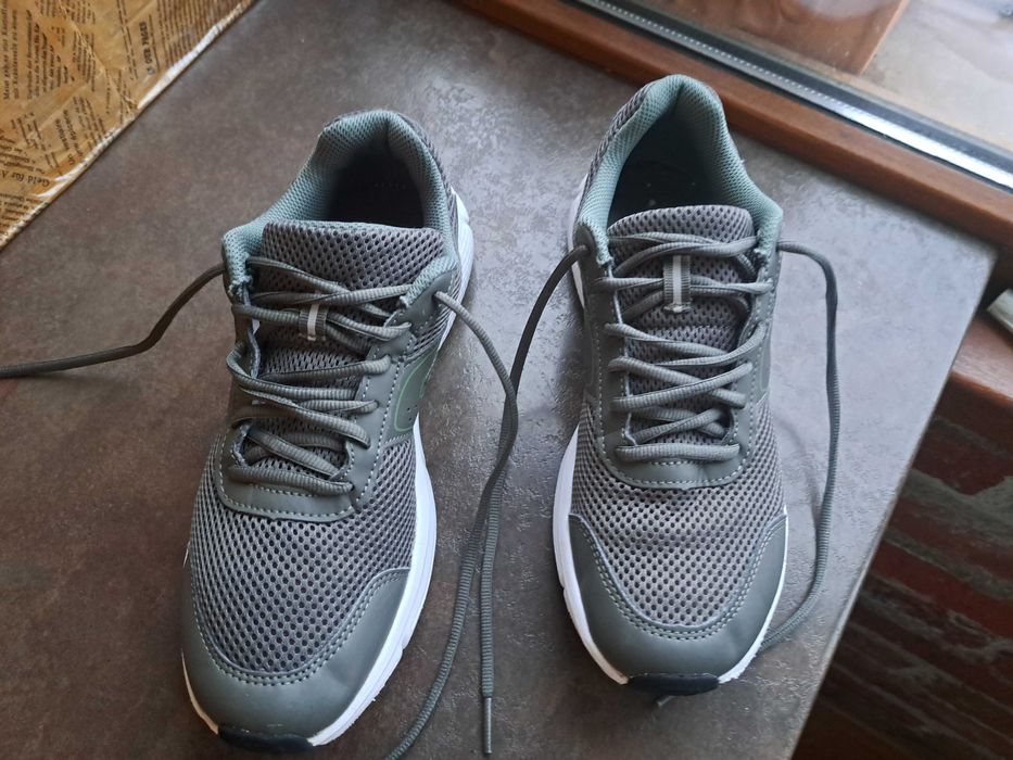 мъжки маратонки,кецове,спортни обувки,ном.40 ,Skechers