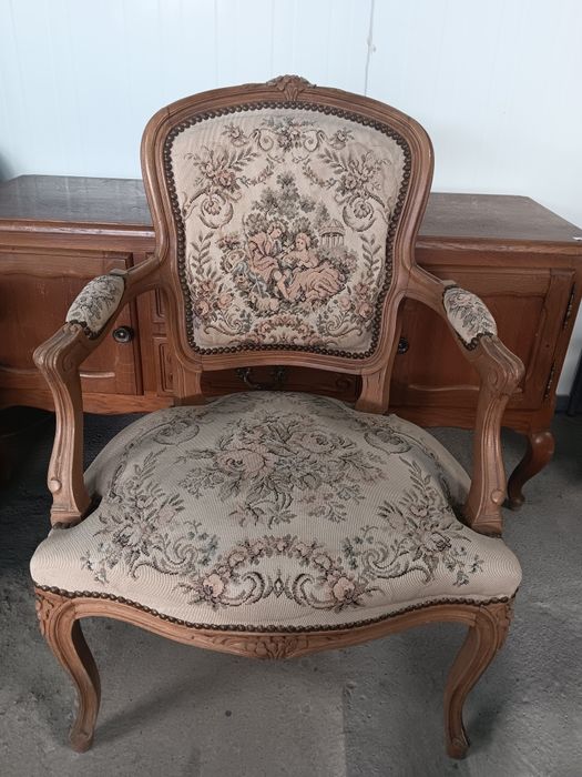 Старинни кресла - различни модели