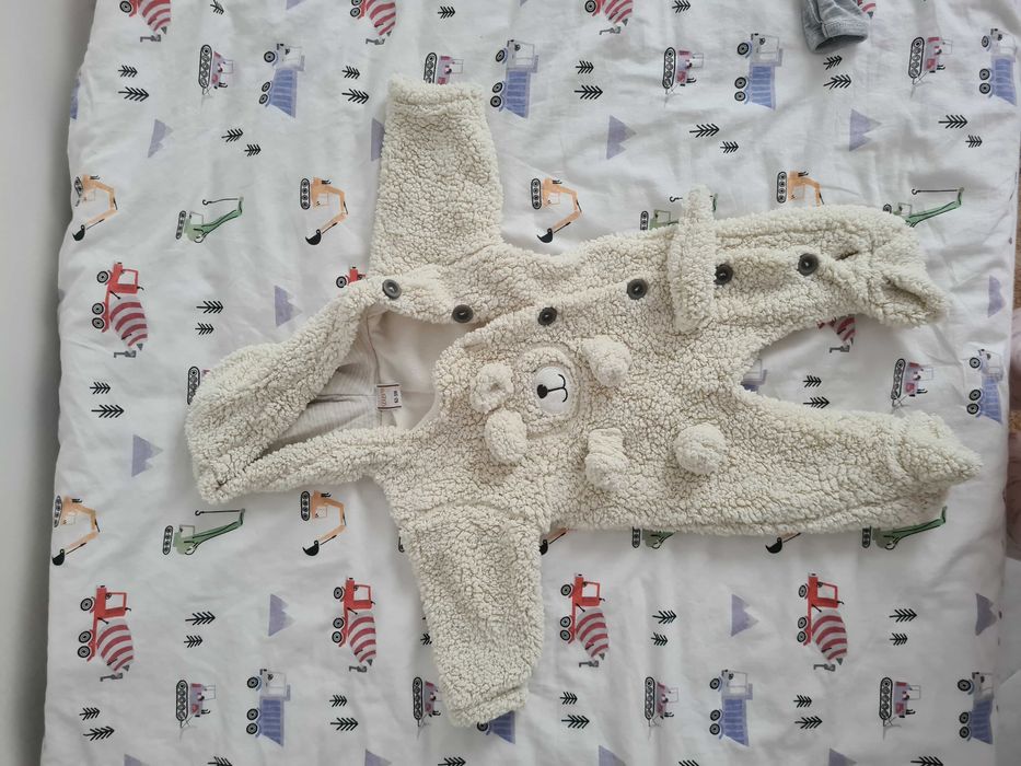 Бебешки дрехи новородено 56 - 62