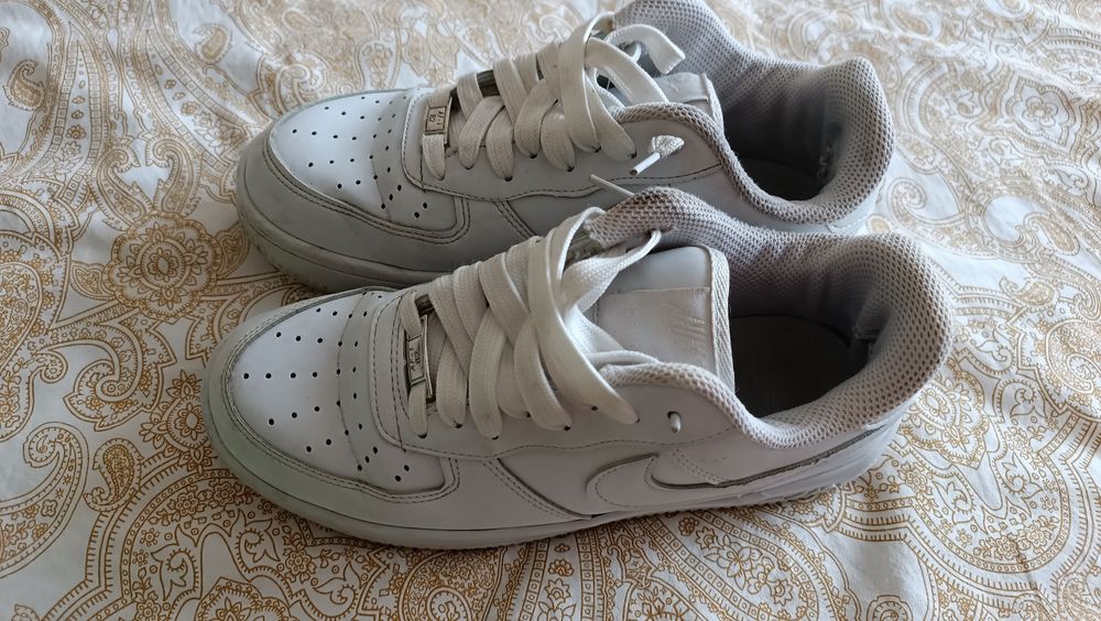 Маратонки кецове Найк Рийбок Nike Reebok и други 38