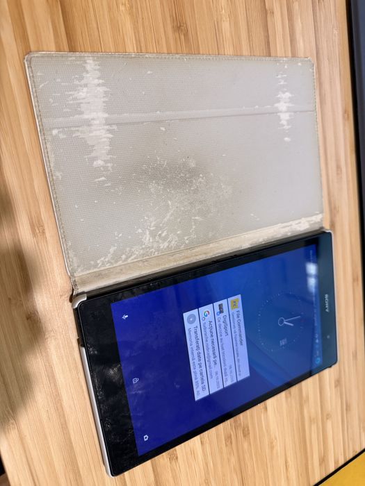 Vand tableta Sony Xperia Z3 16 GB ca noua