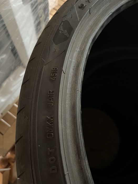Goodyear 305 30 21 dot18