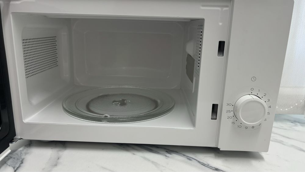 Продам микроволновка hansa
