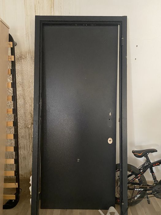 Үйге кіруге арналған есік