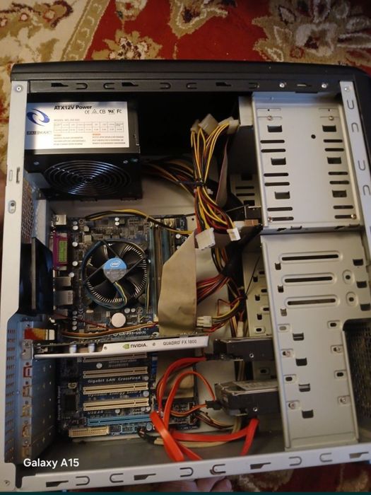 Vand urgent Unitate pc deluxe i7  quadro ,fx 1800, 1tb hdd