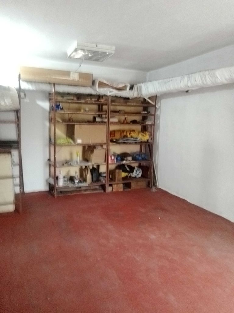 Дава се под наем Гараж / Паркомясто в Плевен, Дружба 1 - 22 кв.м за 51 € - Снимка #2