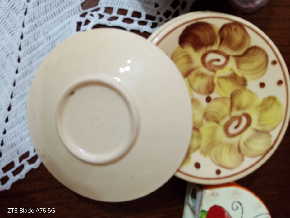 Пет малки чинии с орнаменти  кошничка бонбониера