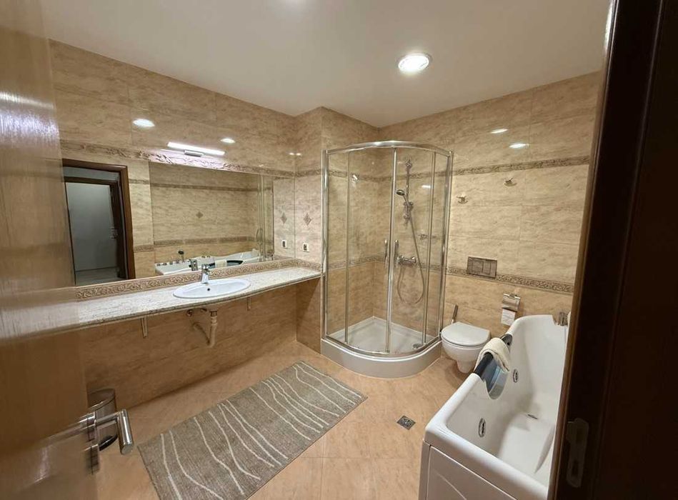 Продава се Многостаен апартамент в София, Студентски град - 223 кв.м за 2826 €/кв.м - Снимка #12