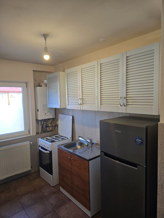 Închiriez apartament 2 camere pe George Enescu