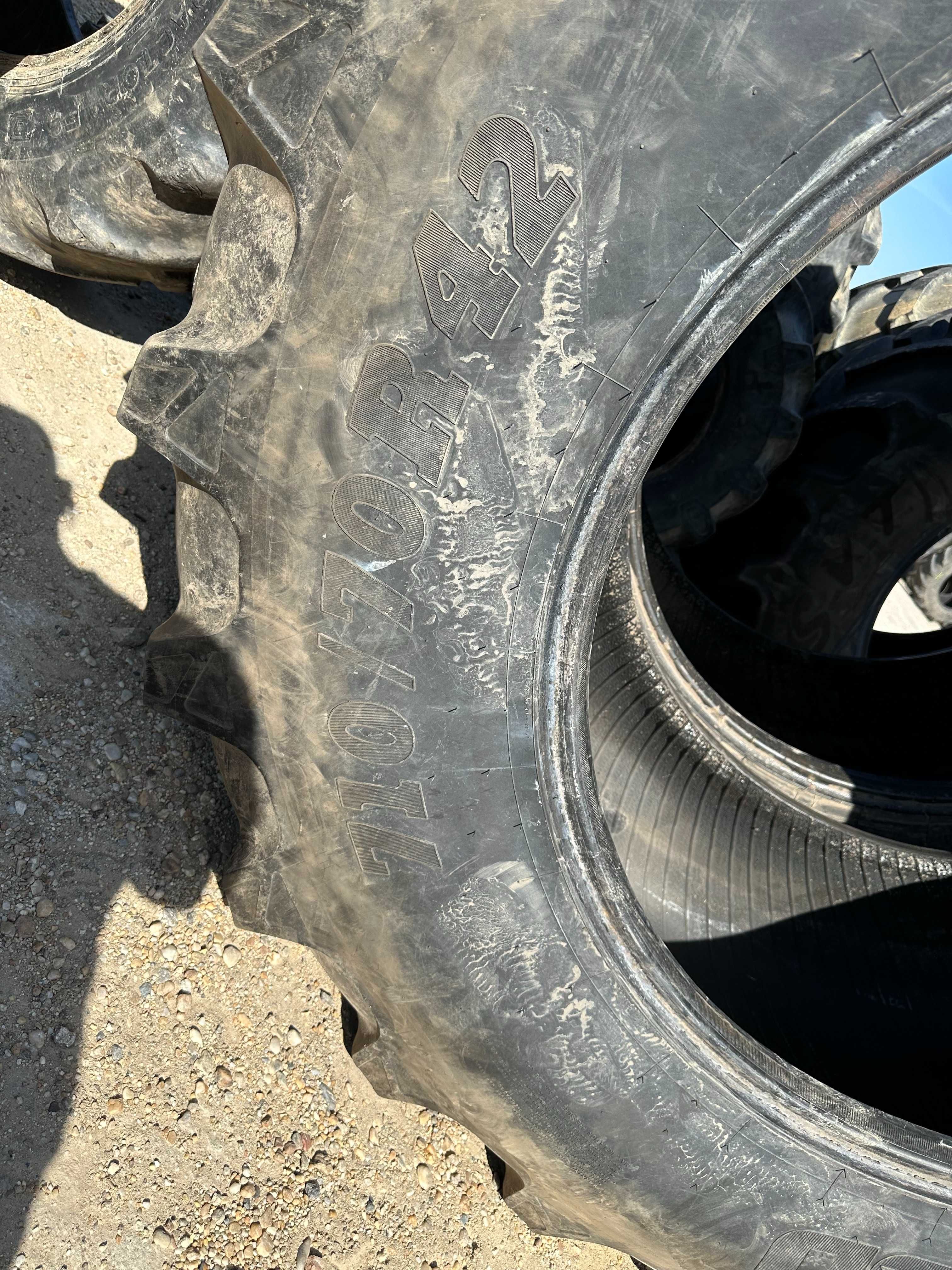710/70  R42  BKT