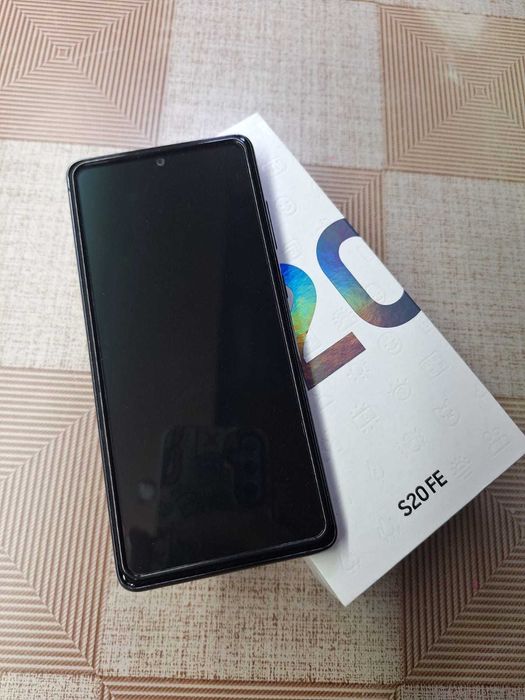 Продам телефон Samsung Galaxy S20 Fe