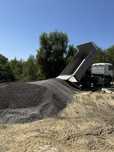 Nisip balast pietris miniexcavator buldoexcavator cilindru compactor