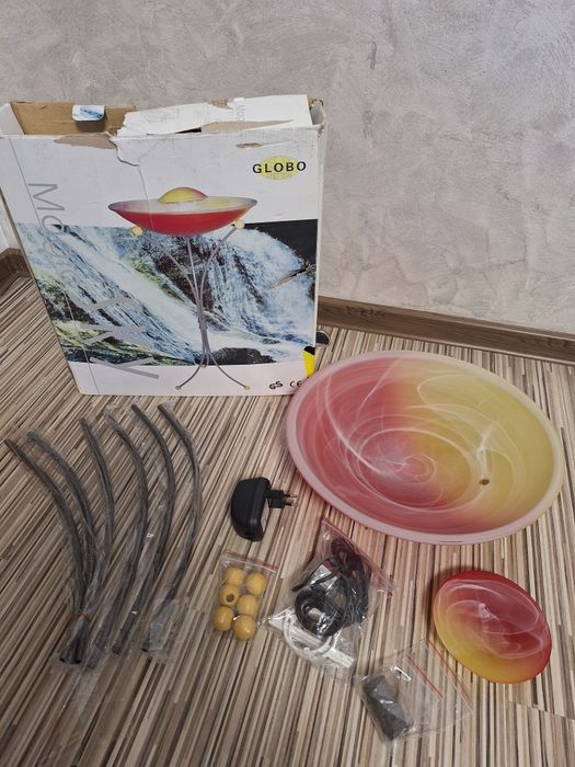 Lampă umidificator cu ionizator aer cu lumini led nouă.